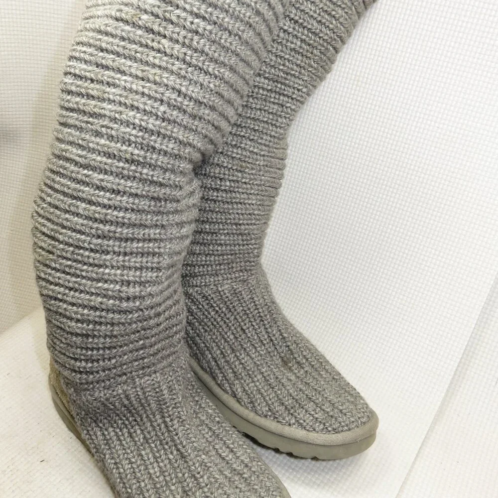 UGG Classic Cardy 5819 Knit Boots Gray Women's Size 7 - Picture 4 of 13